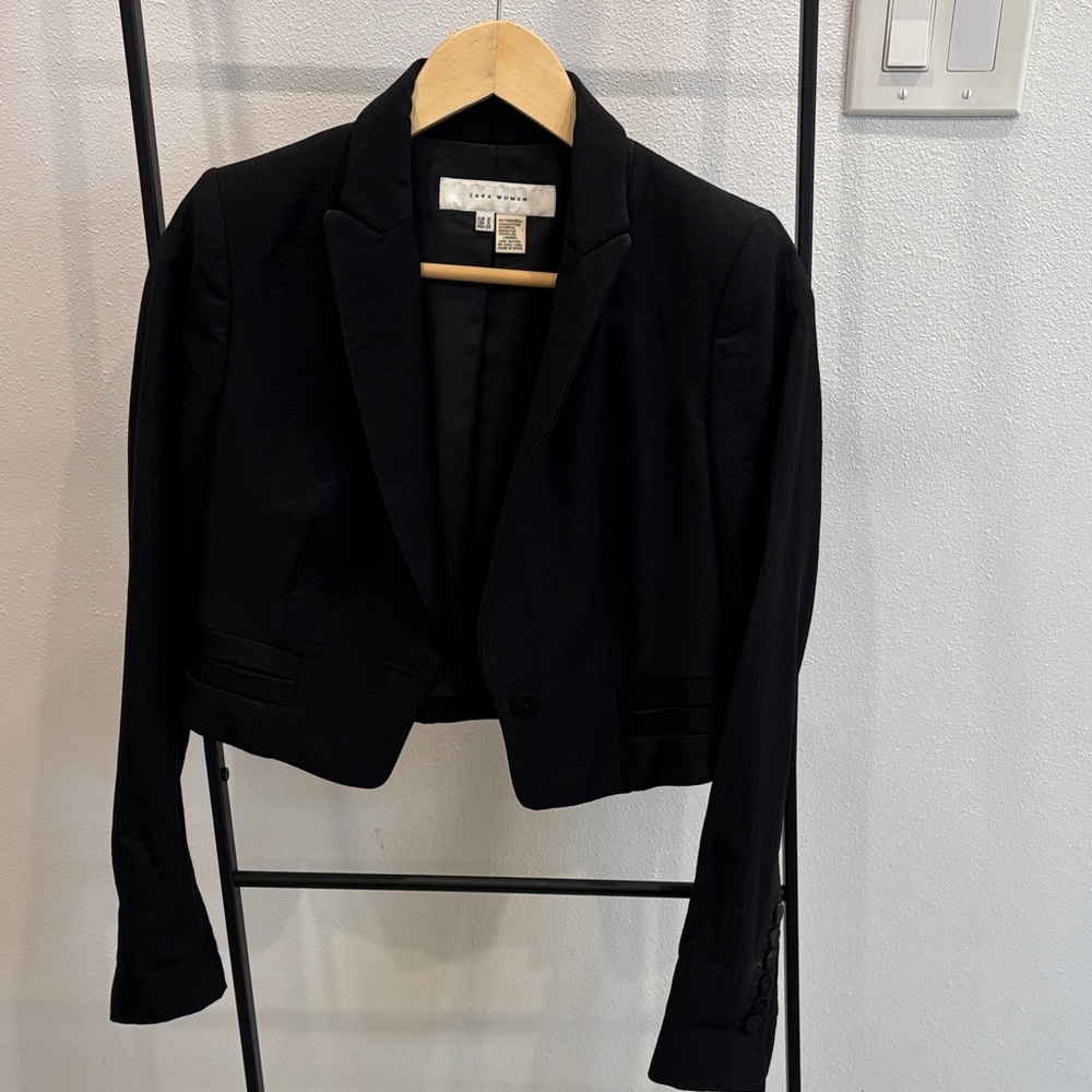 Zara Black Cropped Blazer